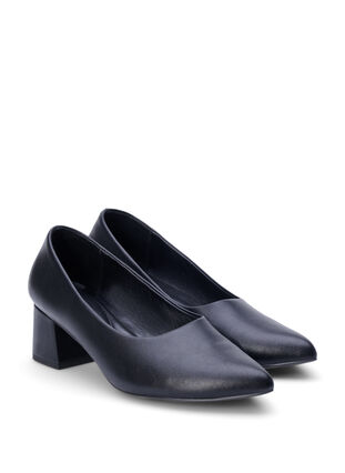 Zizzi Wide fit - Leren pump met spitse neus, Black, Packshot image number 1