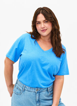 Zizzi Basic t-shirt met korte mouwen en V-hals, Marina, Model image number 0