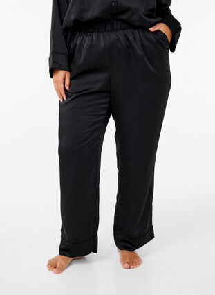 Zizzi Satijnen pyjamabroek met elastische tailleband, Black, Model image number 2