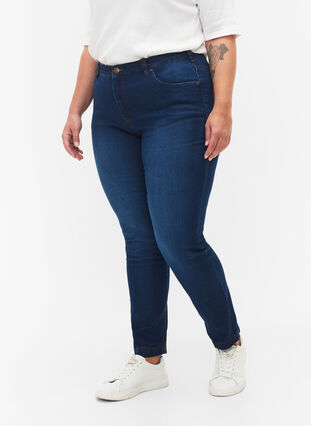 Zizzi Slim fit Emily jeans met normale taille, Blue Denim, Model image number 2