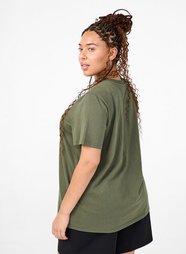 Zizzi Basic katoenen T-shirt met ronde hals, Thyme, Model image number 1