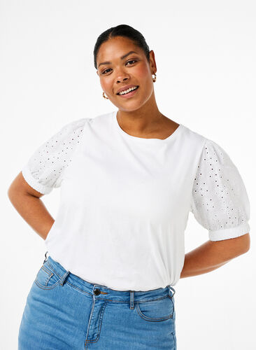 Zizzi Biologisch katoenen blouse met broderie anglaise mouwen, Bright White, Model image number 0