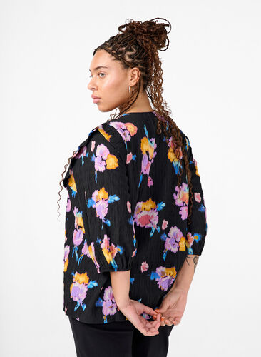 Zizzi Gebloemde blouse met ronde hals en ritssluiting, Black w. Flower AOP, Model image number 0