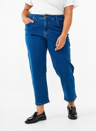 Zizzi Geknipte Vera jeans met rechte pasvorm, Blue Denim, Model image number 2