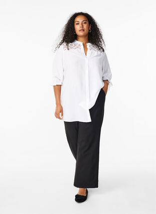Zizzi Lang viscose shirt met kanten detail, Bright White, Model image number 2