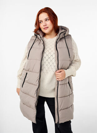 Zizzi Lange vest met capuchon en zakken, Driftwood, Model image number 0