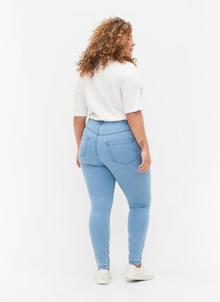 Zizzi Super slim Amy jeans met hoge taille, Ex Lt Blue, Model image number 1