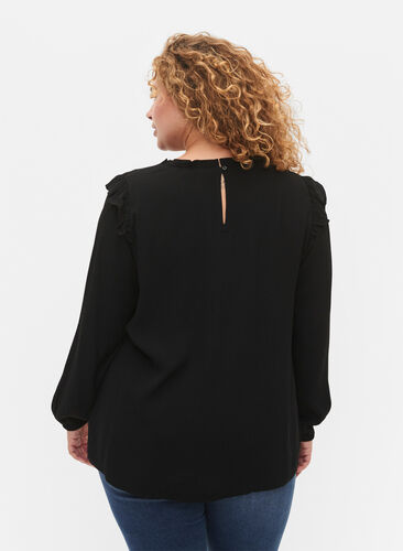 Zizzi Viscose blouse met ruches en kant, Black, Model image number 1