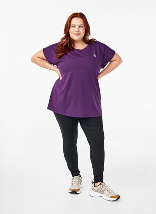 Zizzi Effen gekleurd T-shirt voor sporten, Purple Pennant, Model image number 2