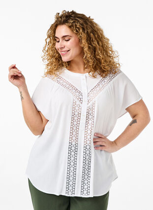 Zizzi Viscose blouse met kanten afwerking, Bright White, Model image number 0