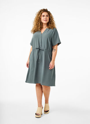 Zizzi Jurk met korte mouwen en strik in de taille, Balsam Green, Model image number 2