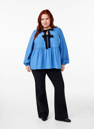 Zizzi Viscose blouse met strikjes en lange mouwen, Riverside Black Bow, Model image number 3