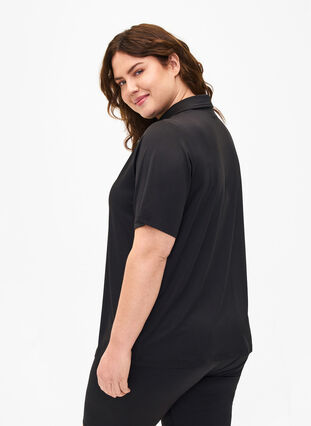 Zizzi Poloshirt met V-hals, Black, Model image number 1