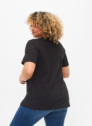 Zizzi Effen basic T-shirt van katoen, Black, Model image number 1