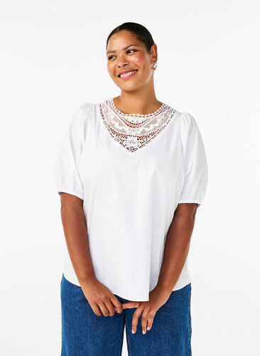 Zizzi Blouse met korte mouwen en kant detail, Bright White, Model image number 0