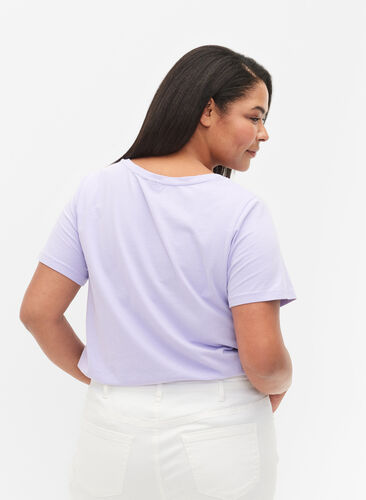 Zizzi Basic t-shirt in effen kleur met katoen, Lavender, Model image number 1