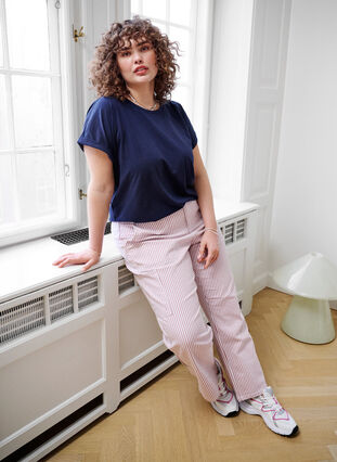 Zizzi Gestreepte cargo jeans met rechte pasvorm, Rose White Stripe, Image image number 0