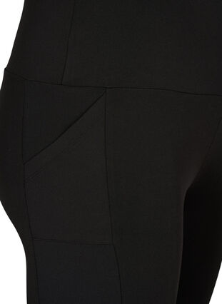 Zizzi Aansluitende korte broek met hoge taille en zakken, Black, Packshot image number 2