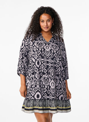 Zizzi Korte jurk met print en A-vorm, Black AOP, Model image number 0