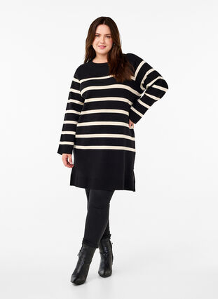 Zizzi Gebreide jurk met ronde hals en split, Black Birch Stripes, Model image number 2