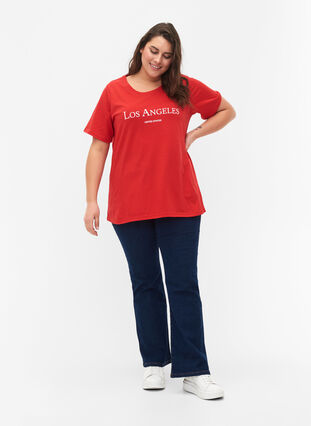 Zizzi FLASH - T-shirt met motief, High Risk Red, Model image number 2