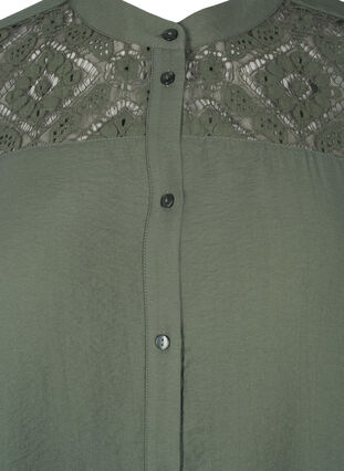 Zizzi Lang viscose shirt met kanten detail, Thyme, Packshot image number 2