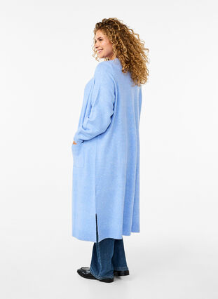 Zizzi Lang gebreid vest met zakken, Cornflower Blue Mel., Model image number 1