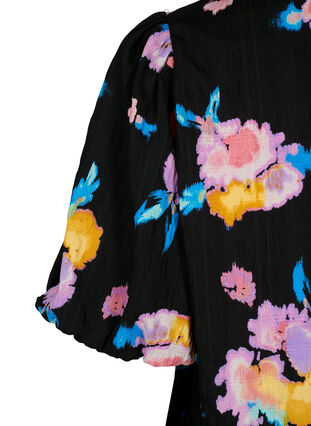 Zizzi Jurk met korte pofmouwen en bloemenprint, Black w. flower AOP, Packshot image number 3