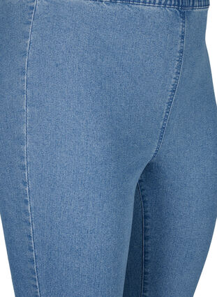 Zizzi FLASH - denim capri broek met hoge taille en slanke pasvorm, Light Blue Denim, Packshot image number 2