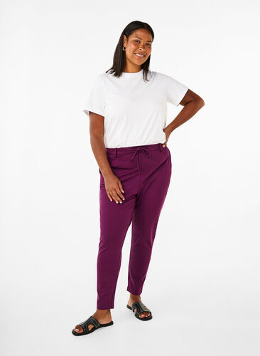 Zizzi Cropped Maddison broek, Potent Purple, Model image number 0