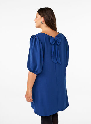 Zizzi Korte jurk met strik op de rug, Estate Blue, Model image number 1