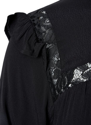 Zizzi Viscose blouse met ruches en kant, Black, Packshot image number 3