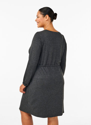 Zizzi Knielange jersey jurk met bandjes, Dark Grey Melange, Model image number 1