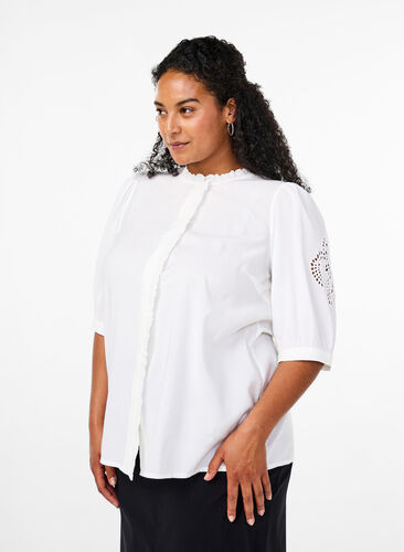 Zizzi Overhemdblouse met ruches en broderie anglaise, Bright White, Model image number 0