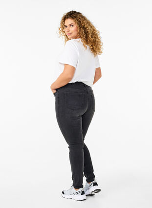 Zizzi Amy jeans met een hoge taille en super slanke pasvorm, Dark Grey Denim, Model image number 1