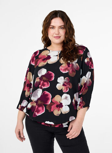 Zizzi Viscose blouse met print en smok, Black Pink FlowerAOP, Model image number 0