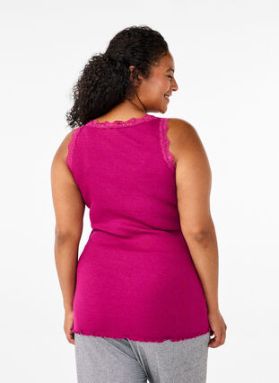 Zizzi Top with lace trim, Raspberry Radiance, Model image number 1