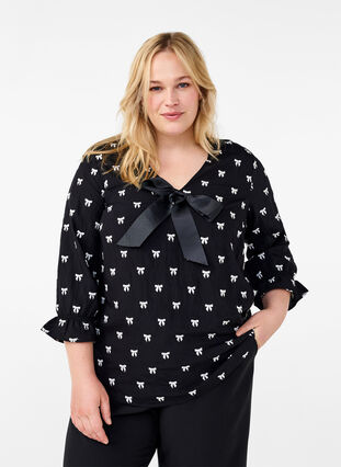 Zizzi Blouse met strikjes en 3/4 mouwen, Black White Bow, Model image number 0