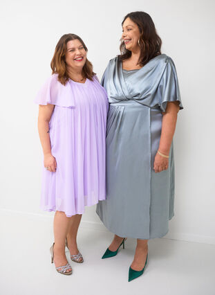 Zizzi Losse jurk met korte mouwen, Purple Heather, Image image number 0