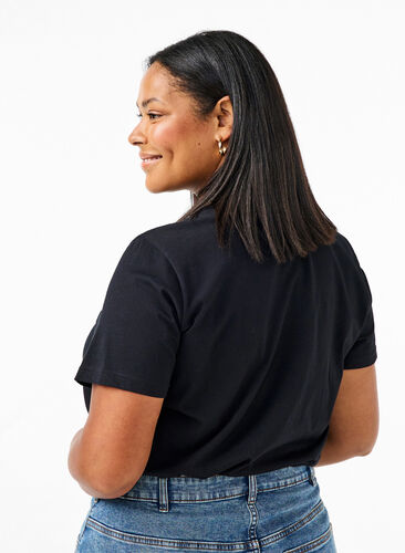 Zizzi Basic katoenen T-shirt met ronde hals, Black, Model image number 1