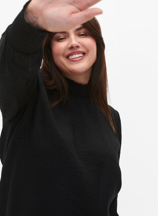 Zizzi Viscose blouse met smokwerk, Black, Model image number 2