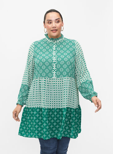 Zizzi A-vorm jurk met patronen en uitsnijdingen, Green AOP, Model image number 0