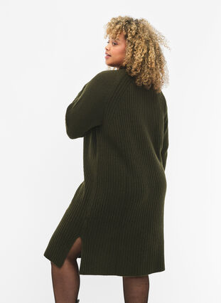 Zizzi Ribbed Knit Dress met col, Forest Night Mel., Model image number 1