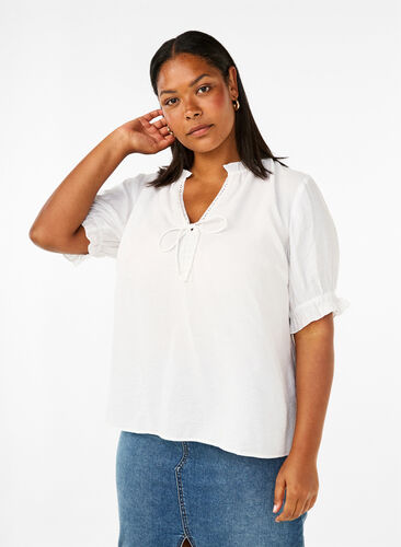 Zizzi Viscose blouse met korte mouwen en ruches, Bright White, Model image number 0