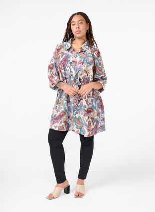 Zizzi Viscose tuniek met 3/4-mouwen en paisley print, Sand Do. Paisley AOP, Model image number 2