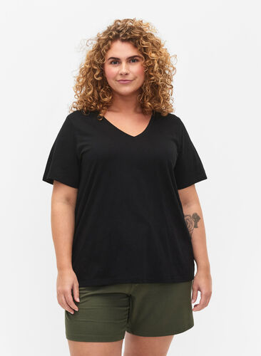 Zizzi Basic t-shirt met korte mouwen en V-hals, Black, Model image number 0