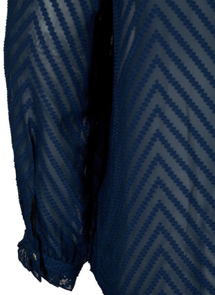 Zizzi Shirtblouse met ruches en gedessineerde textuur, Navy Blazer, Packshot image number 3