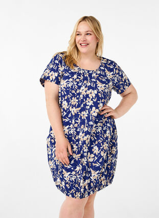 Zizzi Bedrukte katoenen jurk met korte mouw, Blue W. Beige Flower, Model image number 0