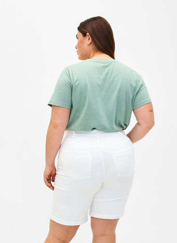 Zizzi Korte spijkerbroek met strakke pasvorm en hoge taille, Bright White, Model image number 1