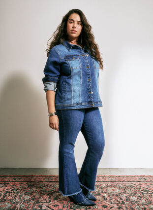 Zizzi Ellen bootcut jeans met rauwe rand, Blue denim, Image image number 0